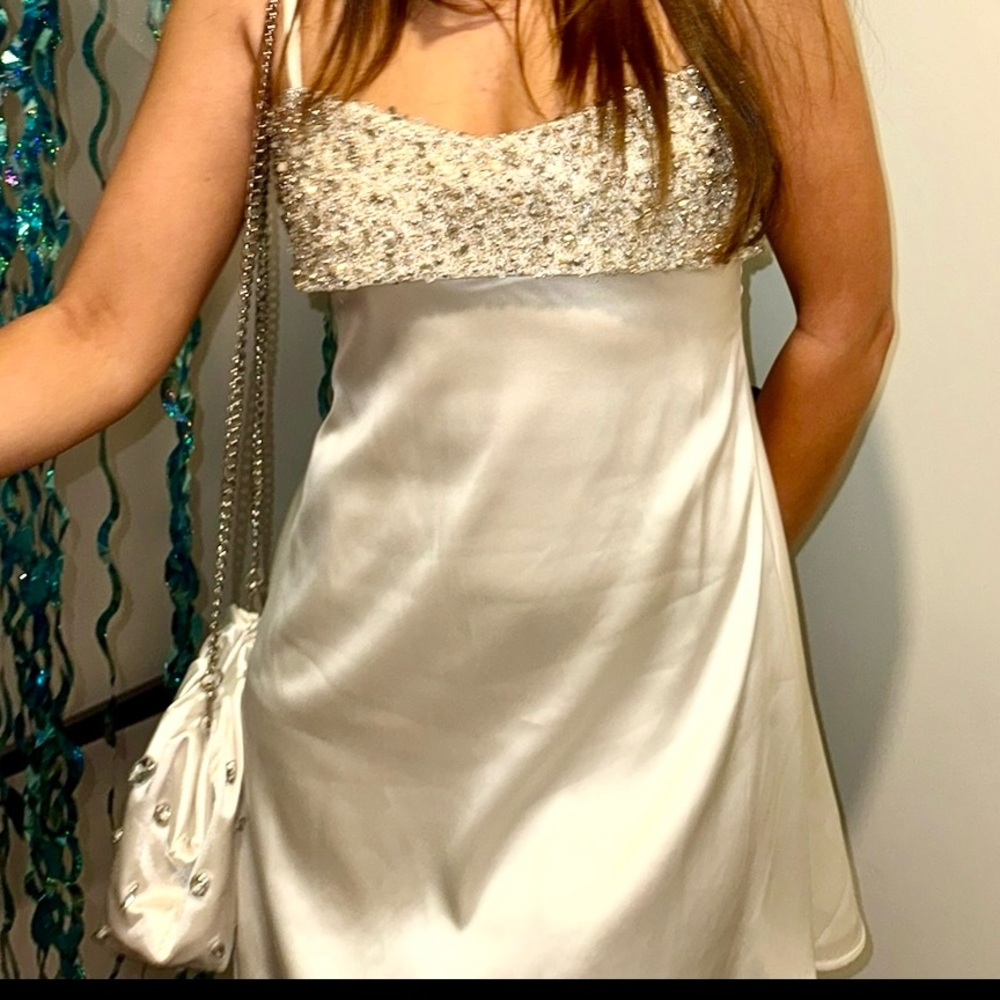 REVOLVE Majorelle white bridal mini dress - Picture 4 of 4
